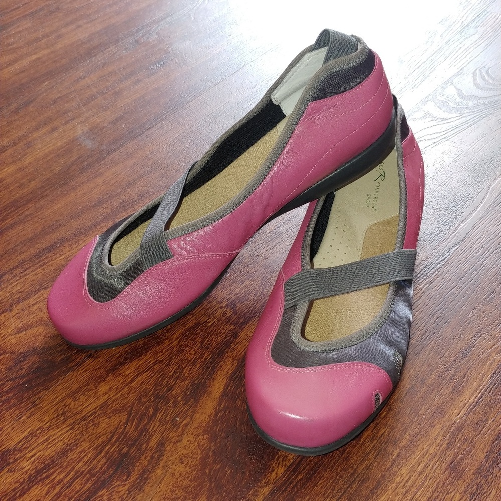 Like new! pink/grey slip on flats